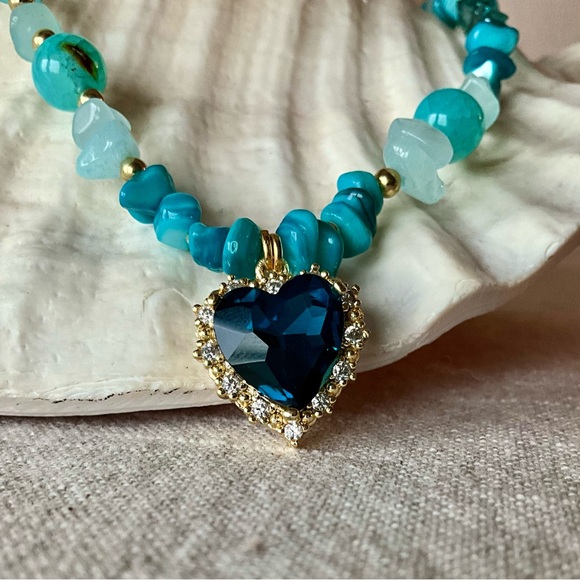 BLUE Heart and Butterfly Necklaces with natural stones - Picture 2 of 11